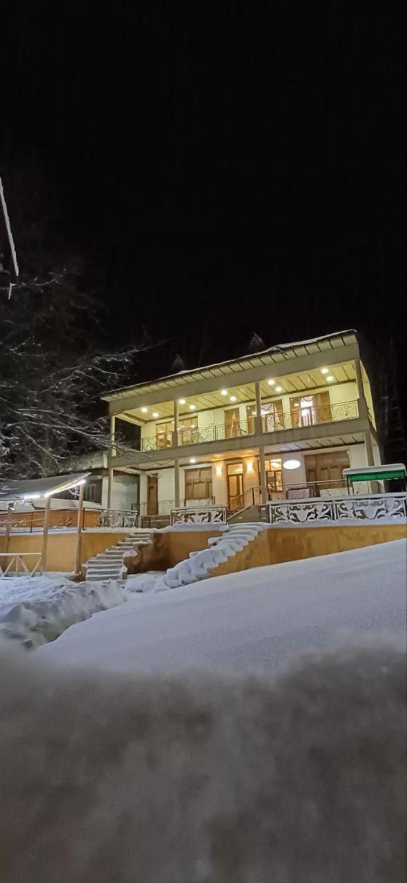 Зона Отдых Apachi В Горах Чимган Hotel Exterior foto